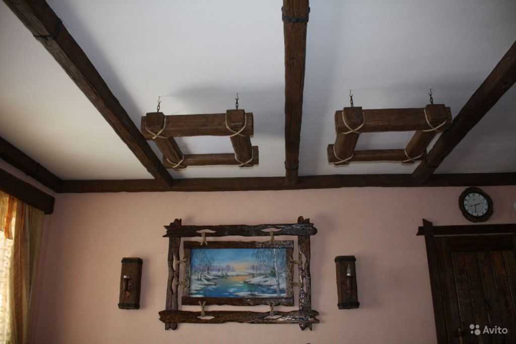 Фальш балки потолочные из дерева в доме и их имитация: фото, монтаж и цена