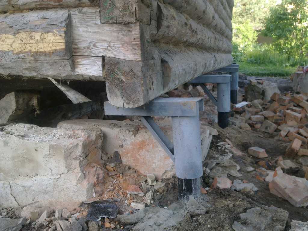 Как заменить фундамент под деревянным домом своими руками: пошагово- обзор +видео