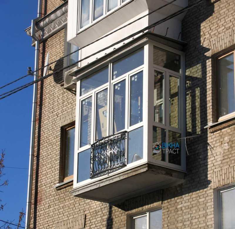 Французский балкон: фото вариантов оформления помещения