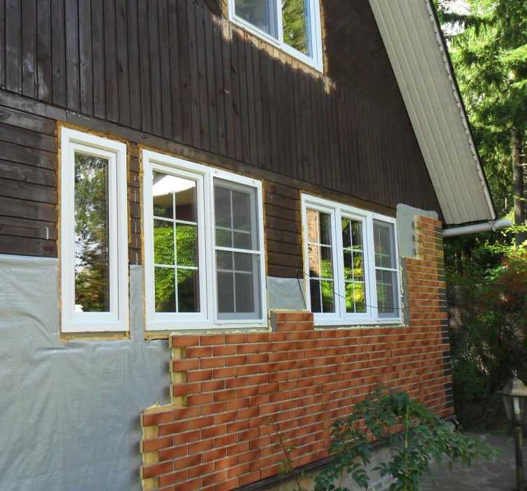 Обшивка деревянного дома снаружи: сравнение характеристик отделочных материалов